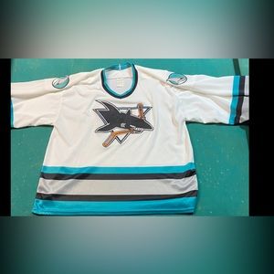 Authentic San Jose Sharks CCM
Jersey XL - Vintage 90s Center Ice